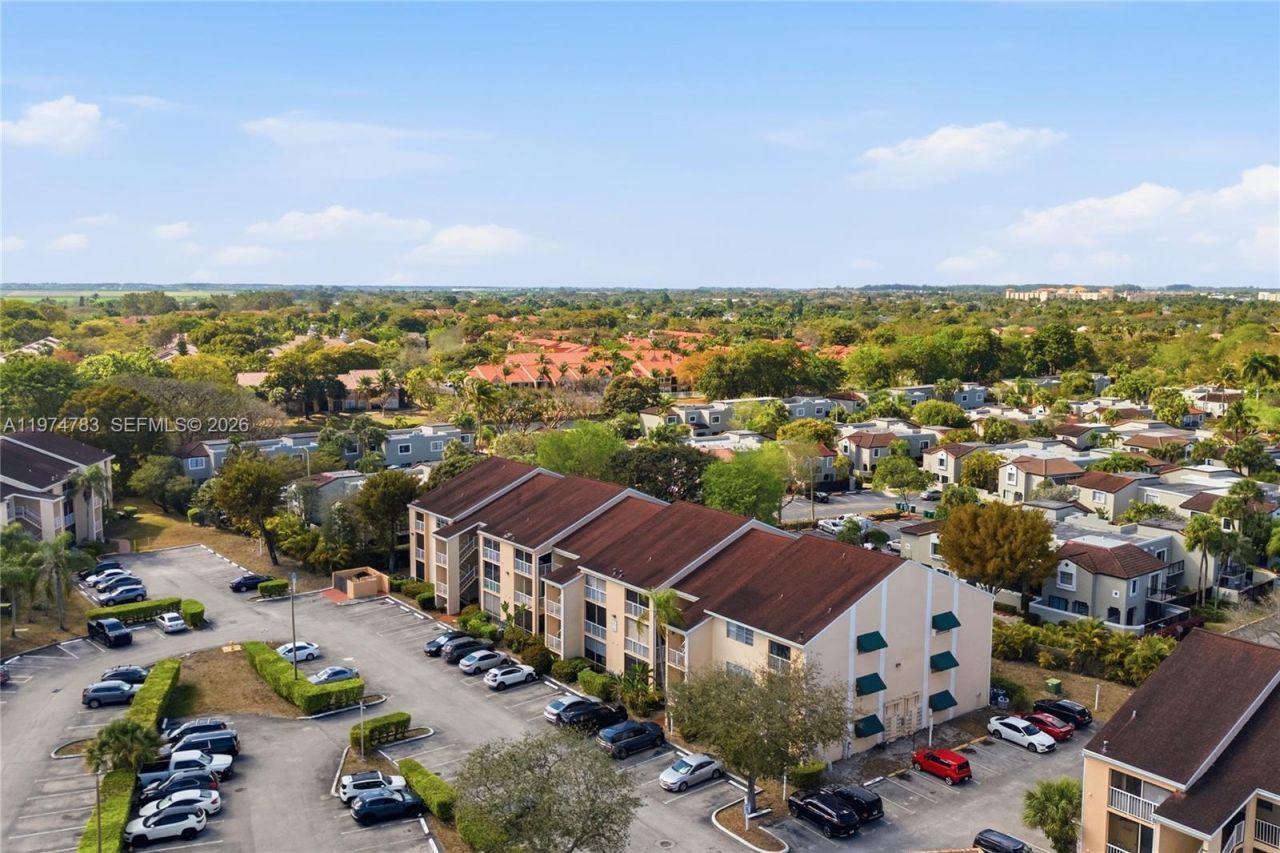 15325 SW 106th Ter, Unit 627, Miami, FL 33196 Photo