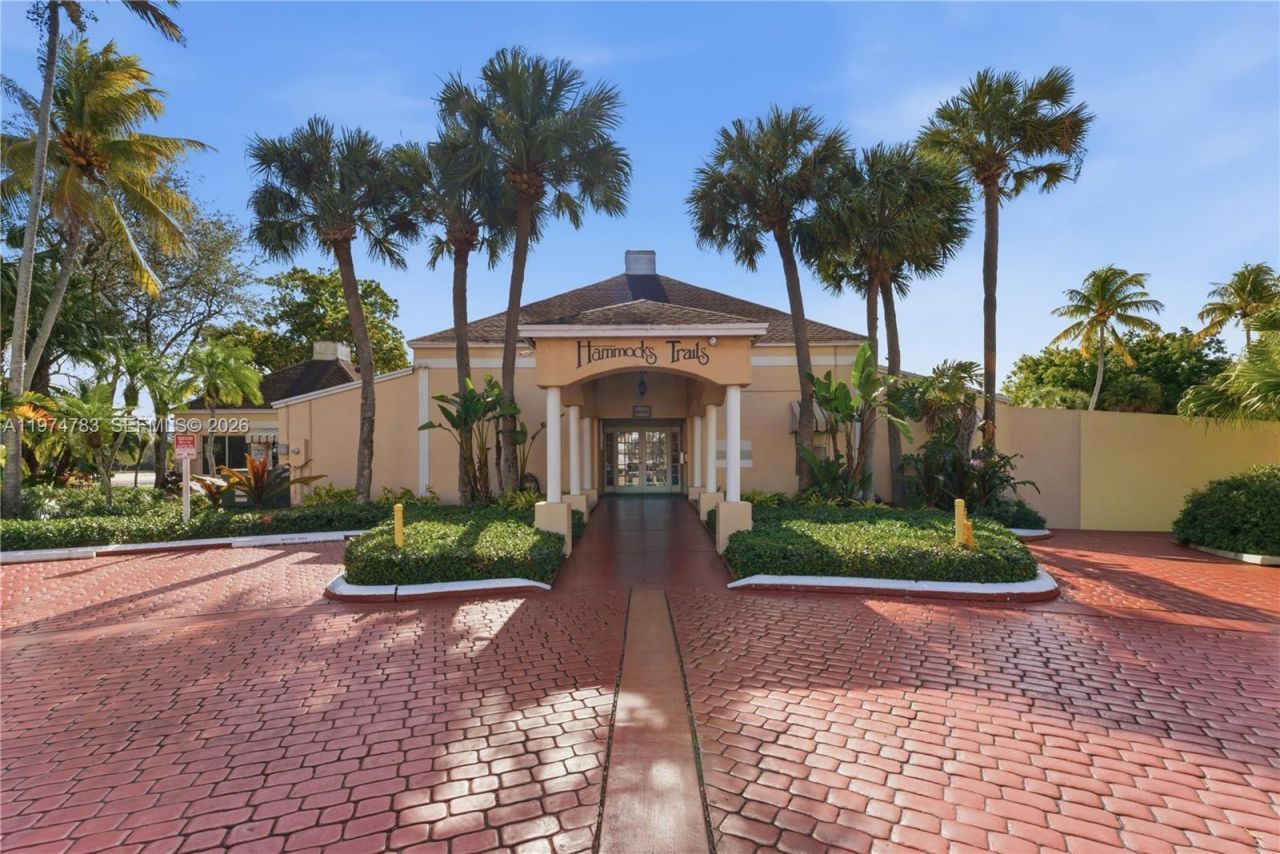 15325 SW 106th Ter, Unit 627, Miami, FL 33196 Photo