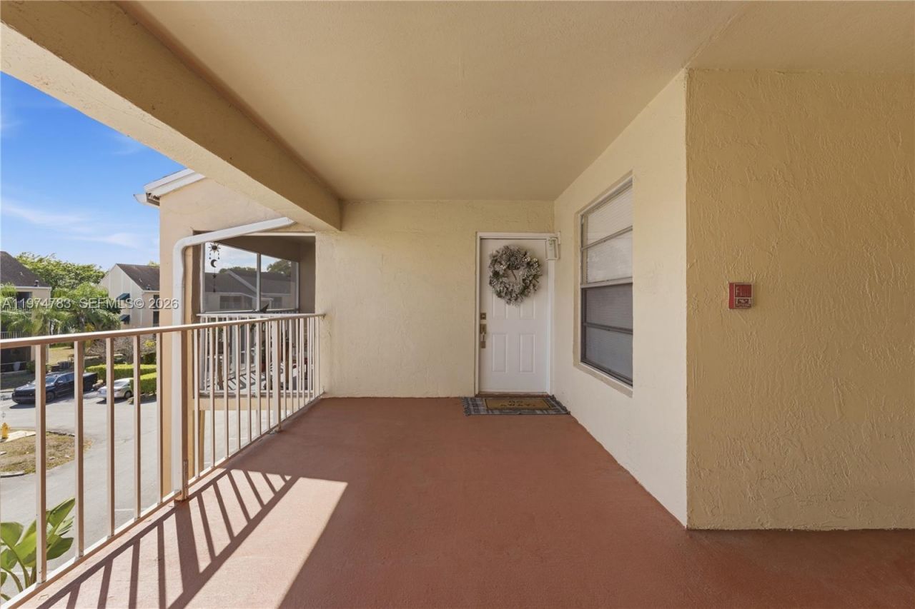 15325 SW 106th Ter, Unit 627, Miami, FL 33196 Photo