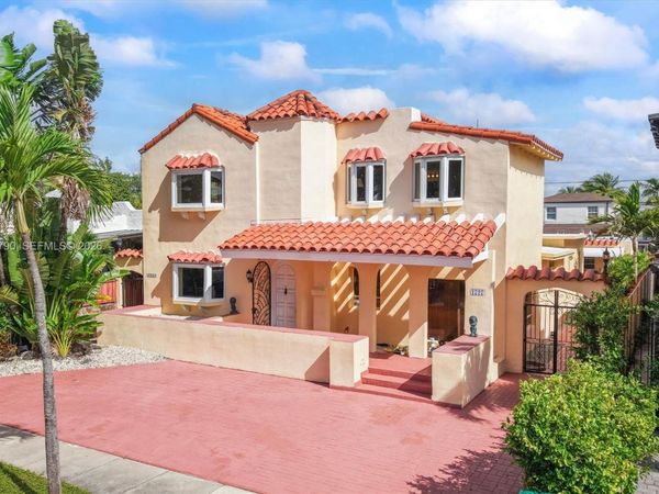 1727 SW 11th Ter, Miami, FL 33135