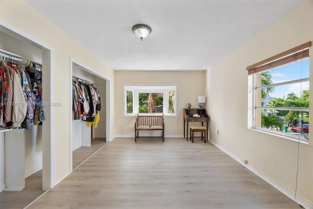 1727 SW 11th Ter, Miami, FL 33135 Photo