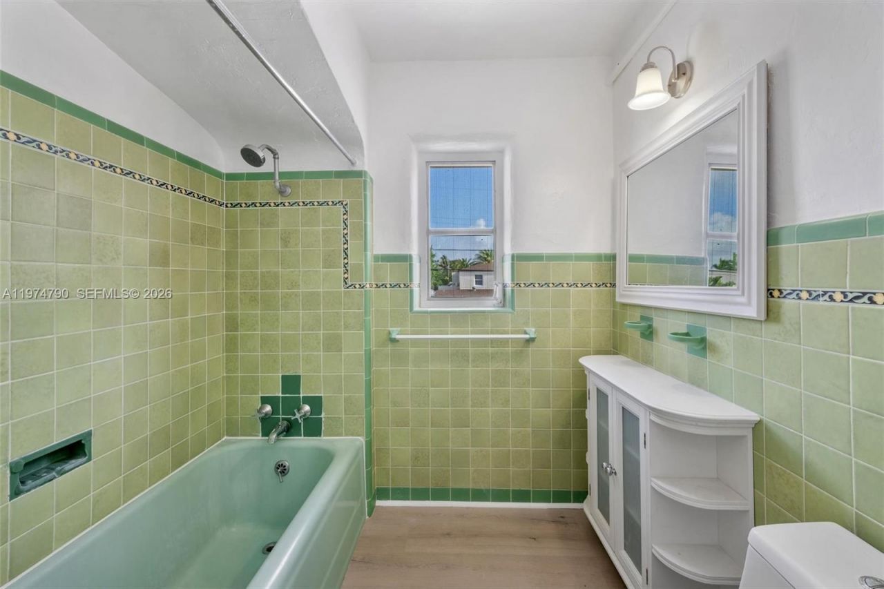 1727 SW 11th Ter, Miami, FL 33135 Photo