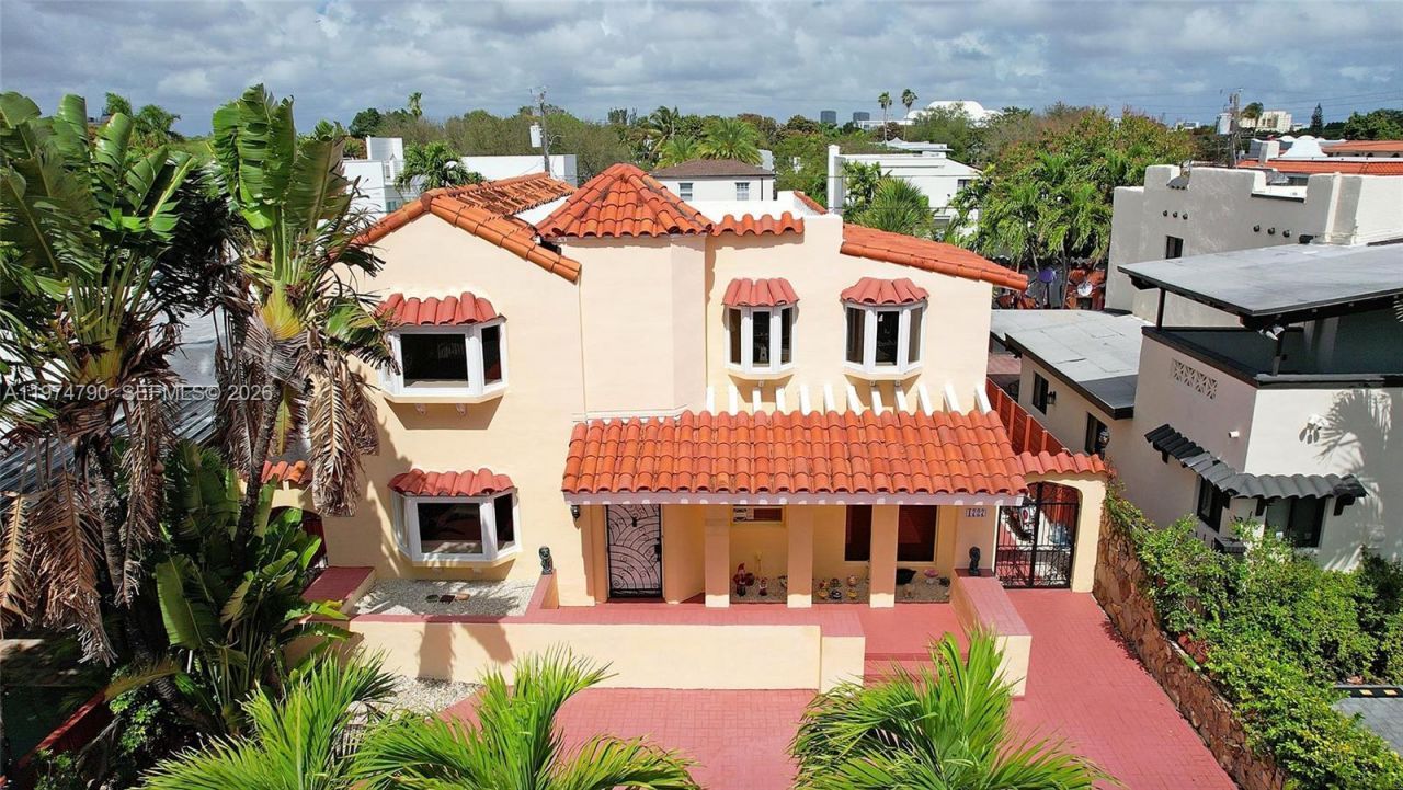 1727 SW 11th Ter, Miami, FL 33135 Photo