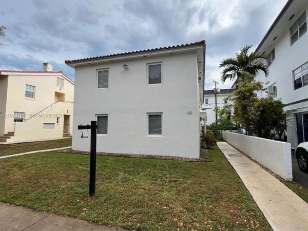 510 Santander Ave , Unit 1, Coral Gables, FL 33134
