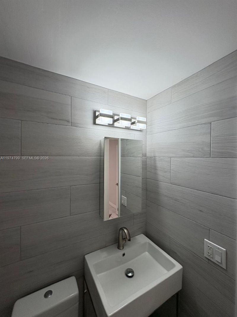 510 Santander Ave , Unit 1, Coral Gables, FL 33134 Photo