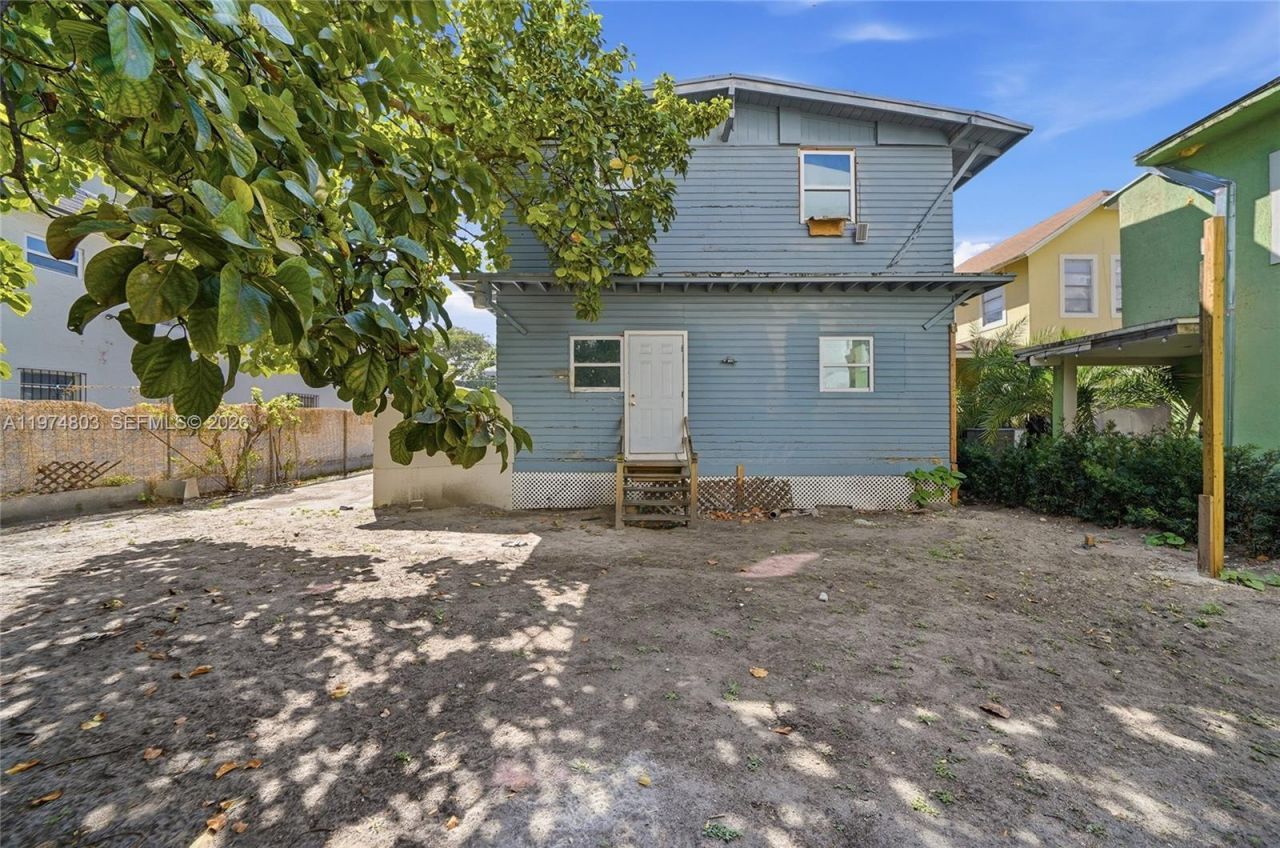 667 NW 1st St, Miami, FL 33128 Photo