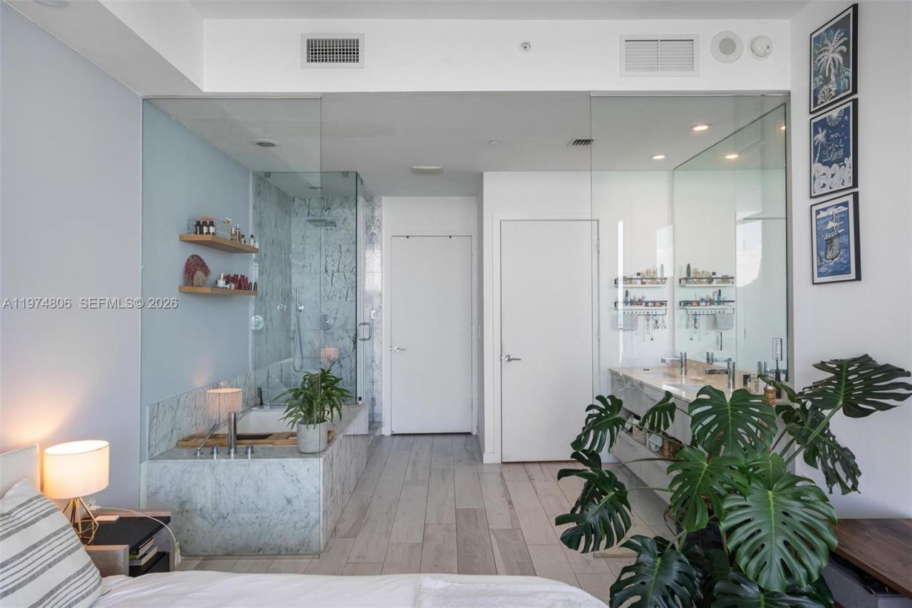 480 NE 31st St, Unit 2302, Miami, FL 33137 Photo