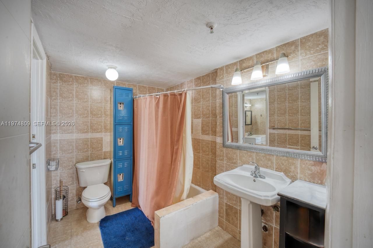 1345 West Ave, Unit 1004, Miami Beach, FL 33139 Photo