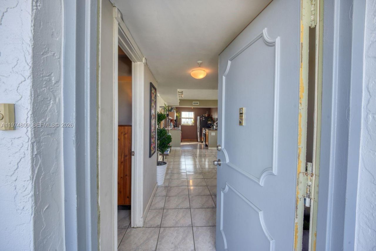 1345 West Ave, Unit 1004, Miami Beach, FL 33139 Photo