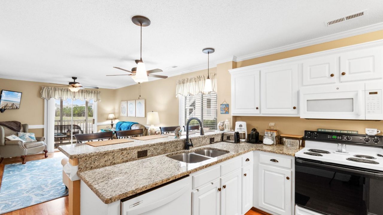 203 Landing Rd.  Photo 6