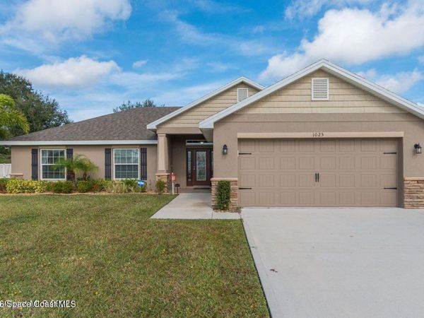443 Oakleaf Street SW , Palm Bay, FL 32908