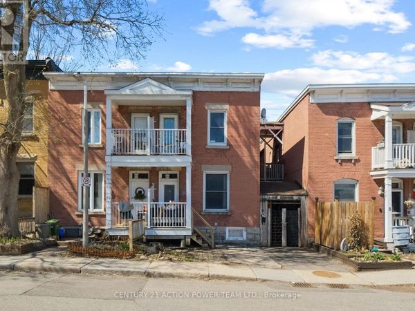 10 Lower Charlotte Street, Ottawa, ON K1N8K1