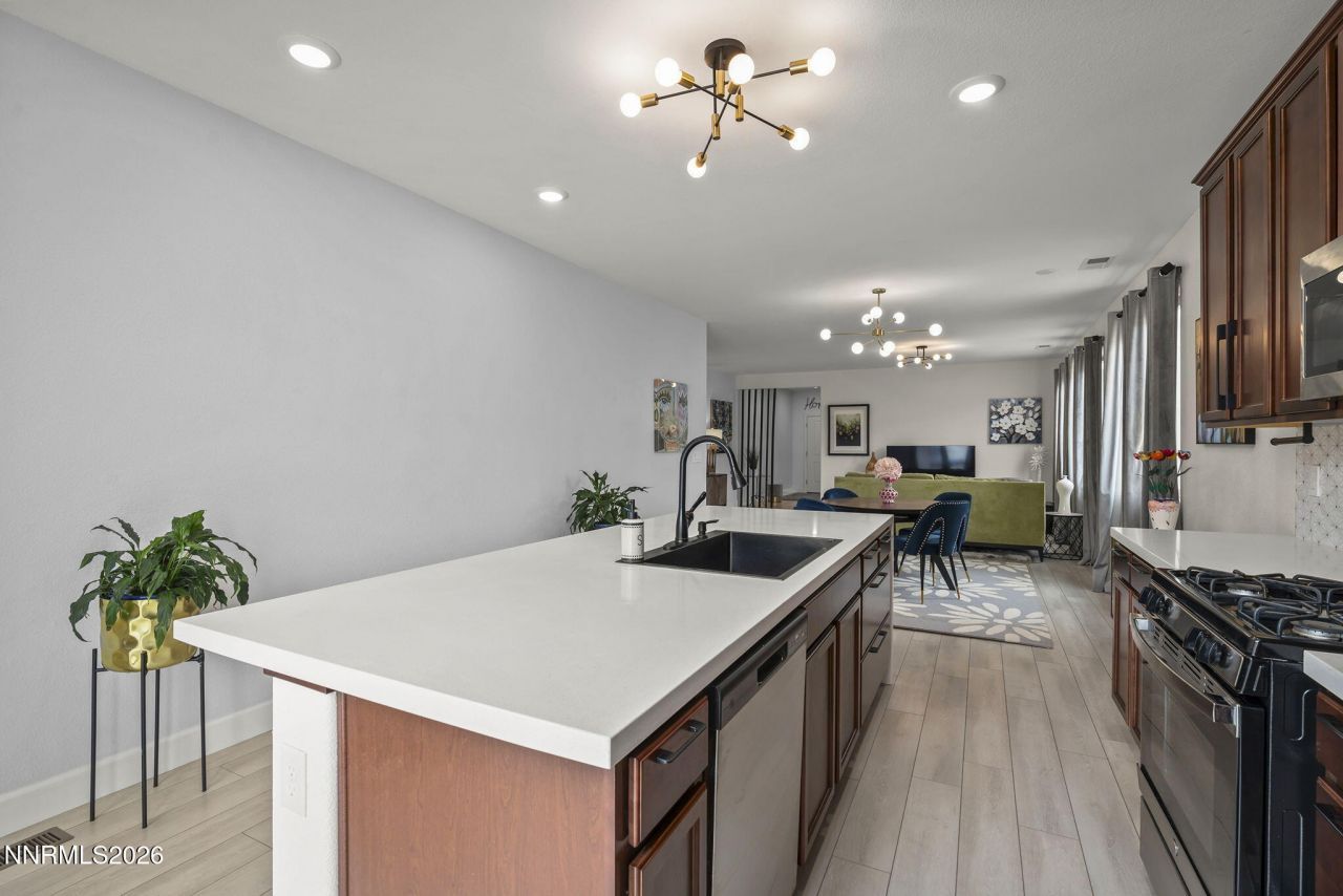 9232 Atoll Drive, Reno, NV 89506 Photo