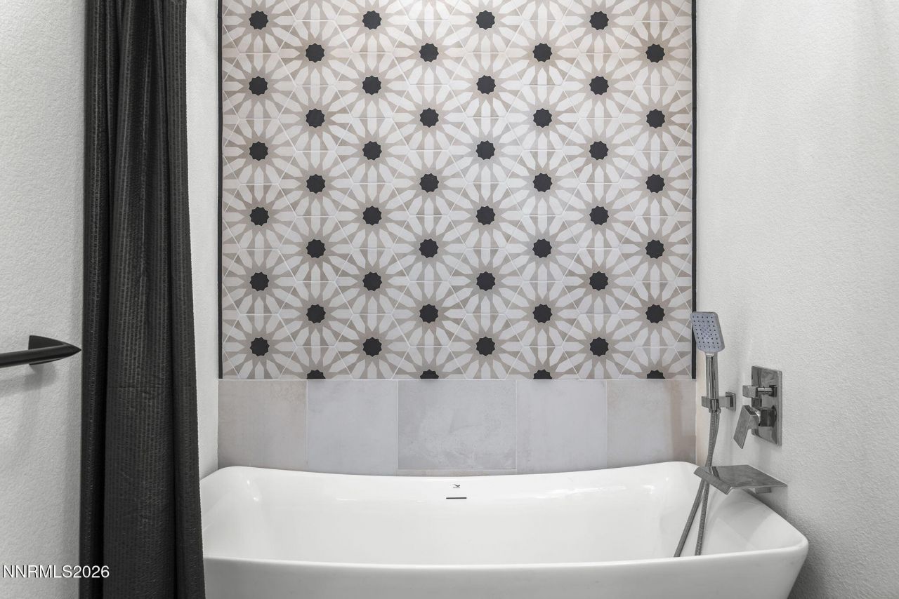 9232 Atoll Drive, Reno, NV 89506 Photo