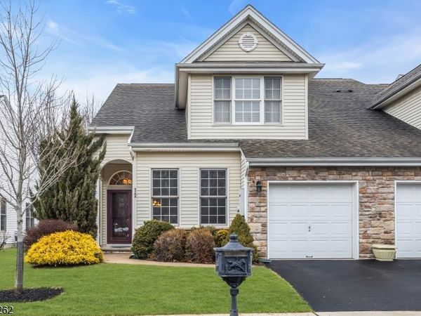 12 Yates Ave, Franklin, NJ 08873