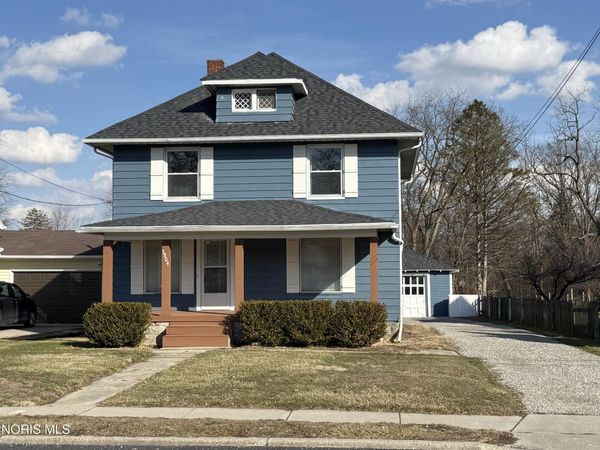 5804 Summit Street , Sylvania, OH 43560