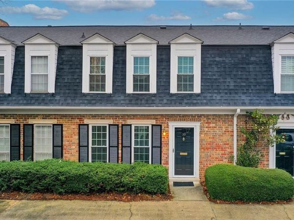 10 Market Square Place NW, Atlanta, GA 30318