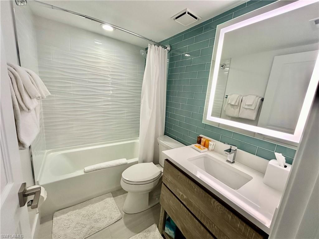 2122 Gulf Beach Villas, Captiva, FL 33924 Photo