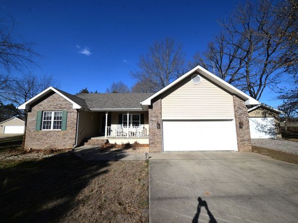 14687 N Lost Lake Lane, Mt Vernon, IL 62864