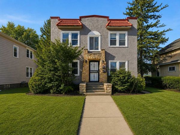 4333 Fremont Avenue N, Minneapolis, MN 55412