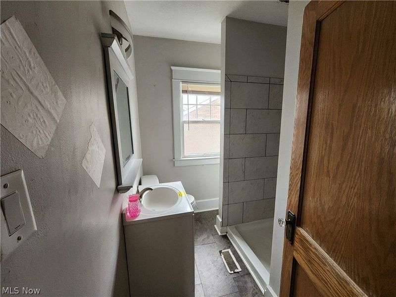 2301 Lyon Boulevard , Youngstown, OH 44514 Photo 12