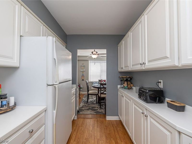 12520 Edgewater Drive , Unit 1609, Lakewood, OH 44107 Photo 16