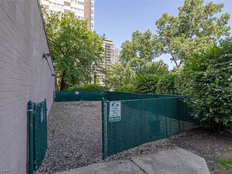 12520 Edgewater Drive , Unit 1609, Lakewood, OH 44107 Photo 28