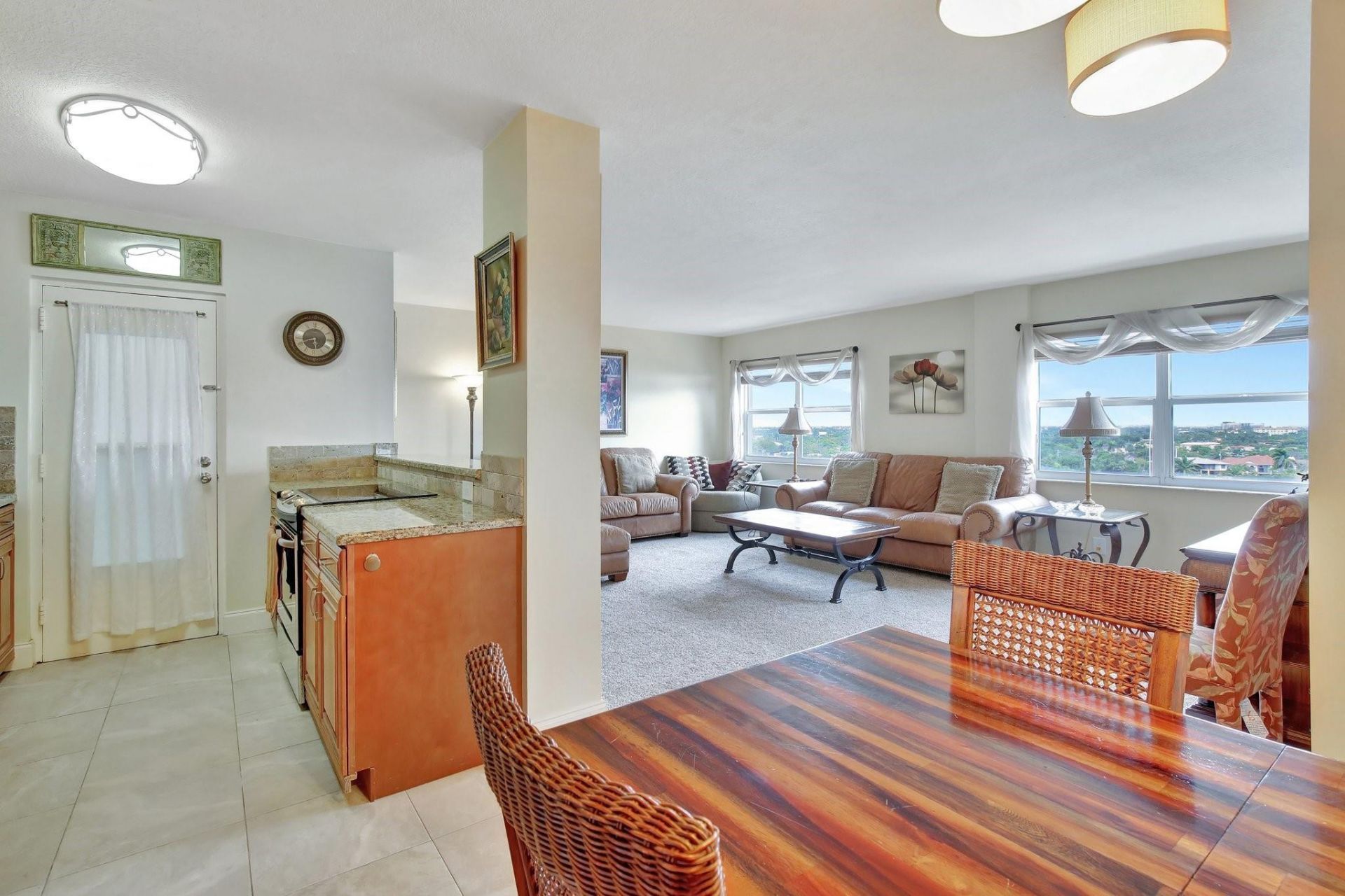 2555 NE 11th St, Unit PH09, Fort Lauderdale, FL 33304 Photo