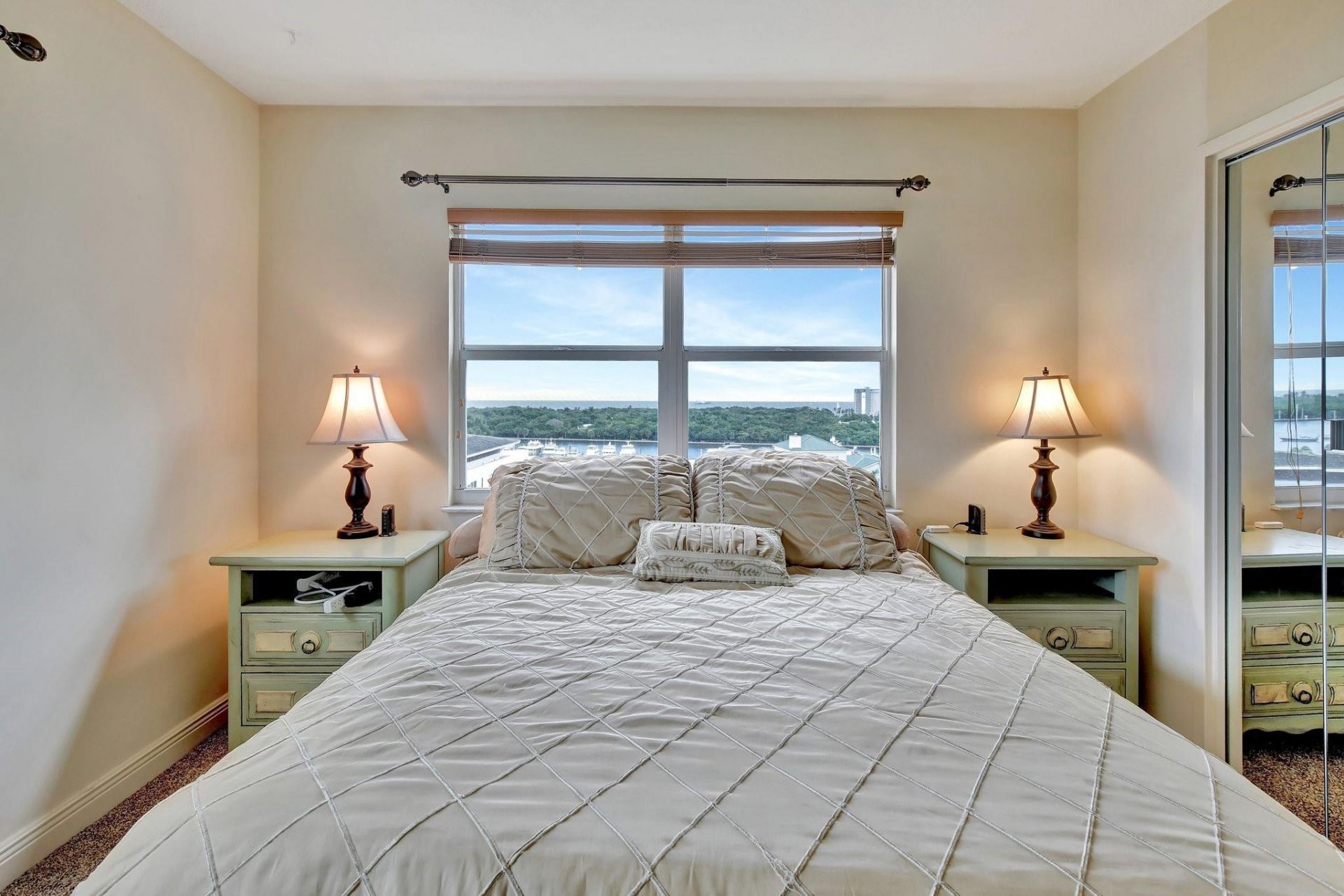 2555 NE 11th St, Unit PH09, Fort Lauderdale, FL 33304 Photo