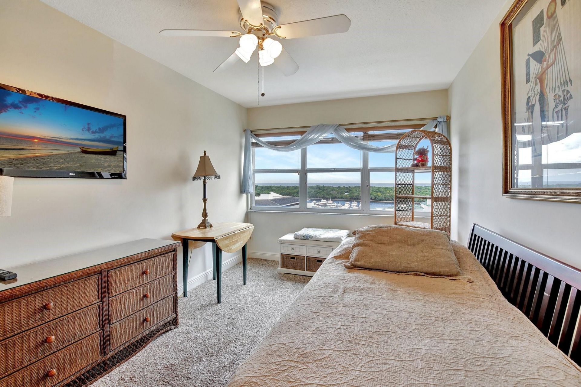 2555 NE 11th St, Unit PH09, Fort Lauderdale, FL 33304 Photo