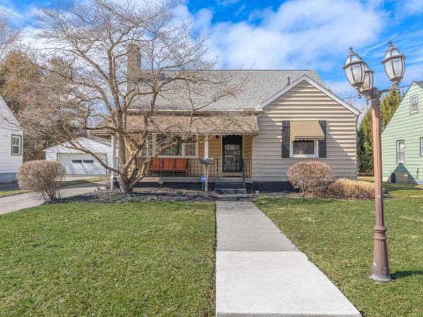 451 Lawnview Avenue, Springfield, OH 45505