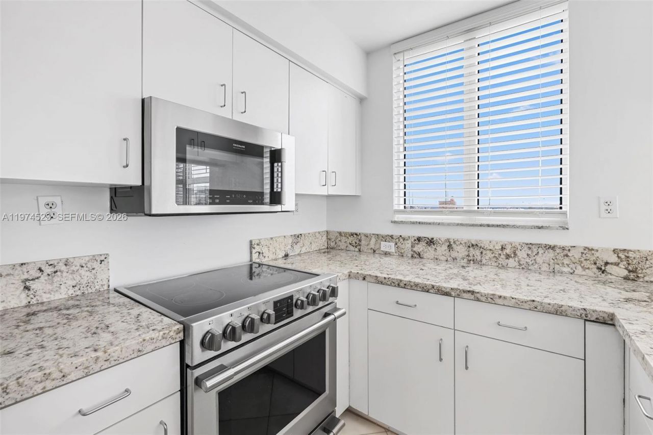 650 West Ave, Unit 1102, Miami Beach, FL 33139 Photo