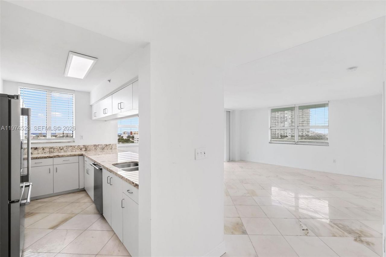 650 West Ave, Unit 1102, Miami Beach, FL 33139 Photo