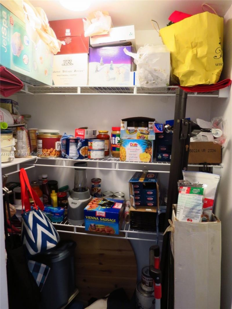 600 NE 36th St , Unit 619, Miami, FL 33137 Photo