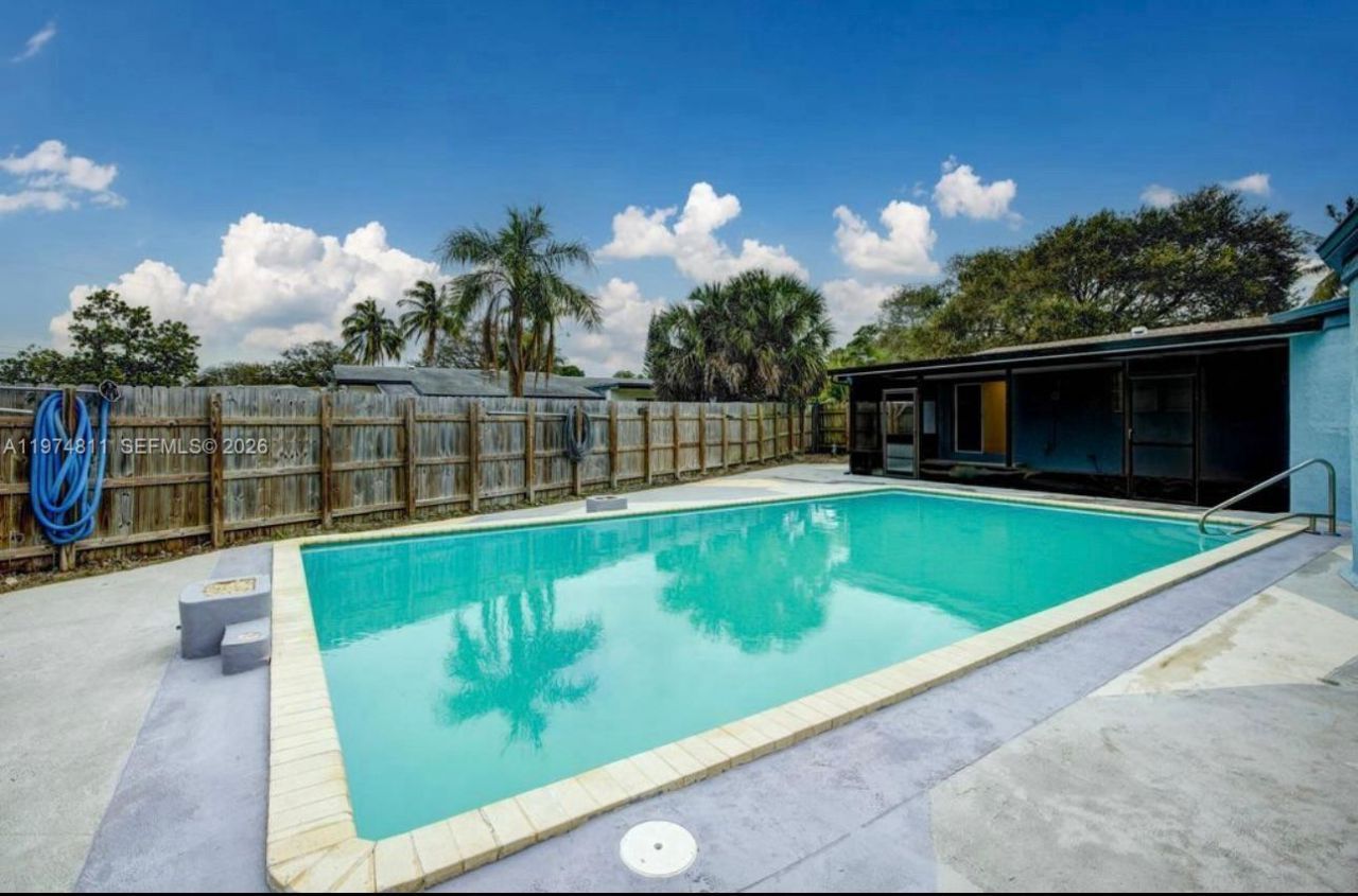 1101 NW 14th Ct, Fort Lauderdale, FL 33311 Photo