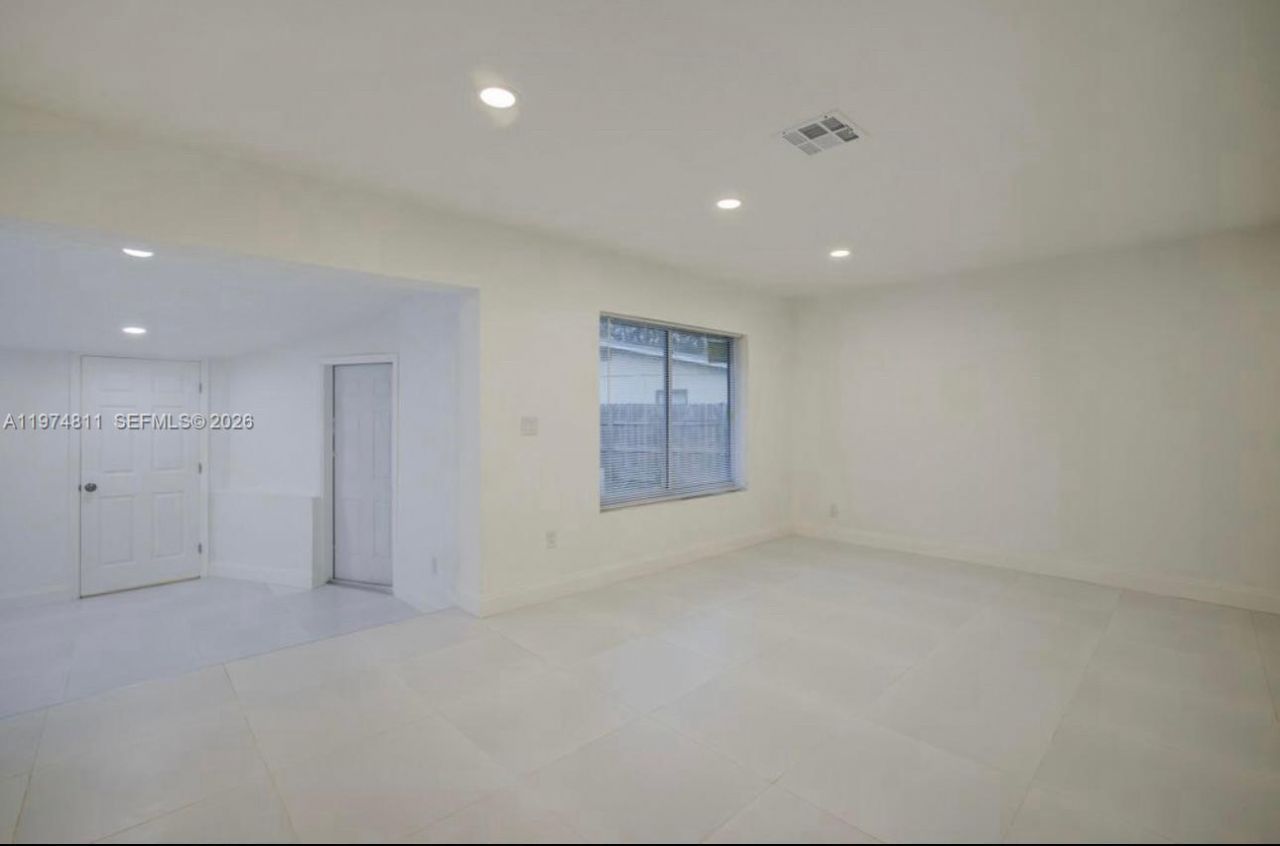 1101 NW 14th Ct, Fort Lauderdale, FL 33311 Photo