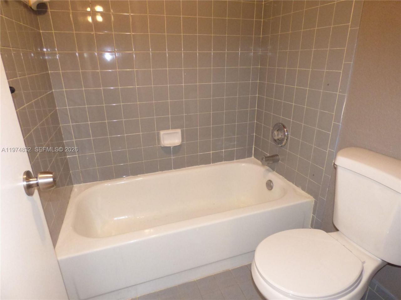 20140 NE 3rd Ct, Unit 1, Miami, FL 33179 Photo