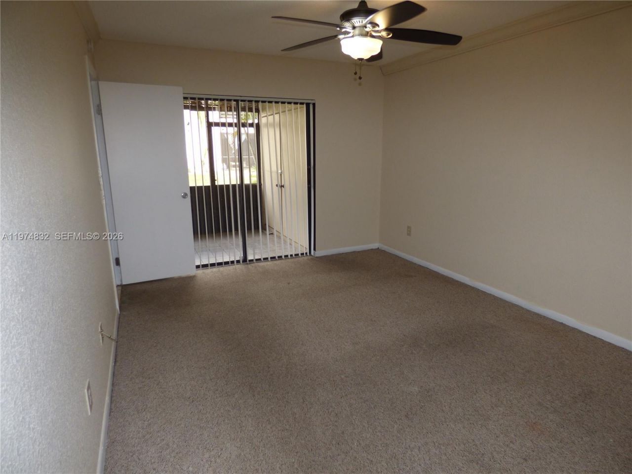 20140 NE 3rd Ct, Unit 1, Miami, FL 33179 Photo