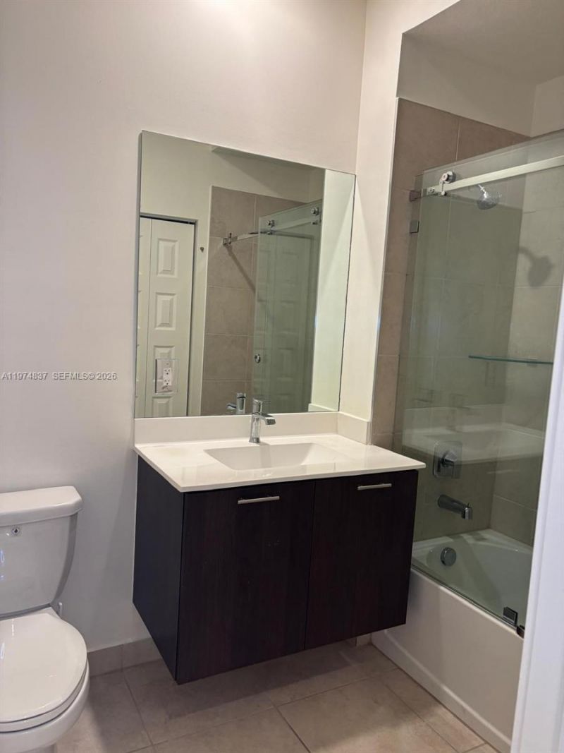 4700 NW 84th Ave , Unit 16, Doral, FL 33166 Photo