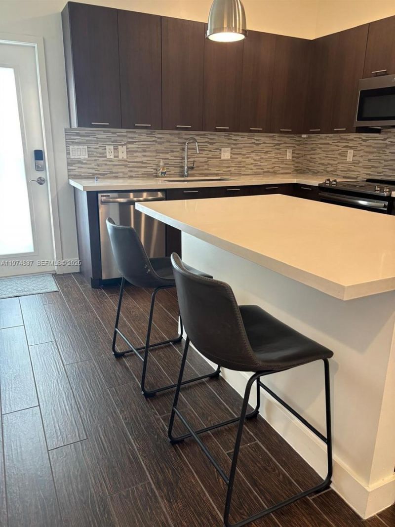 4700 NW 84th Ave , Unit 16, Doral, FL 33166 Photo