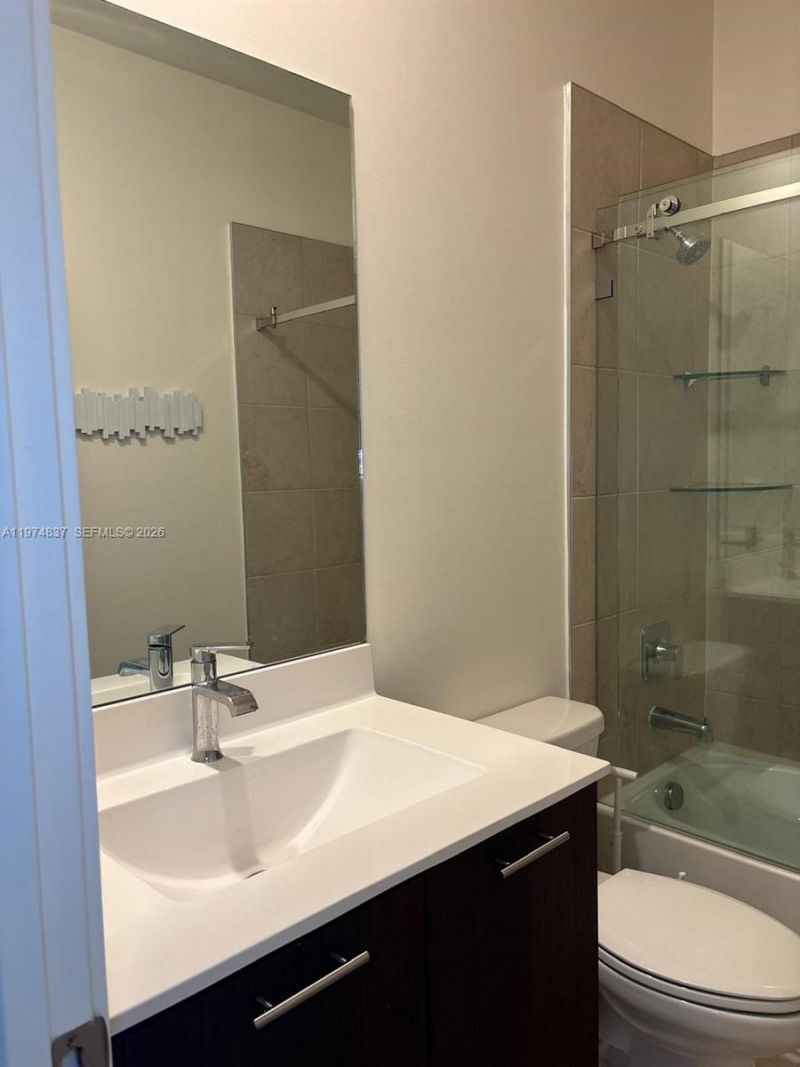 4700 NW 84th Ave , Unit 16, Doral, FL 33166 Photo