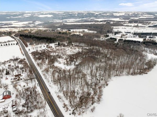 3923 Makyes Road, Syracuse, NY 13215