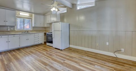 905 Lapham Drive, South Lake Tahoe, CA 96150 Photo