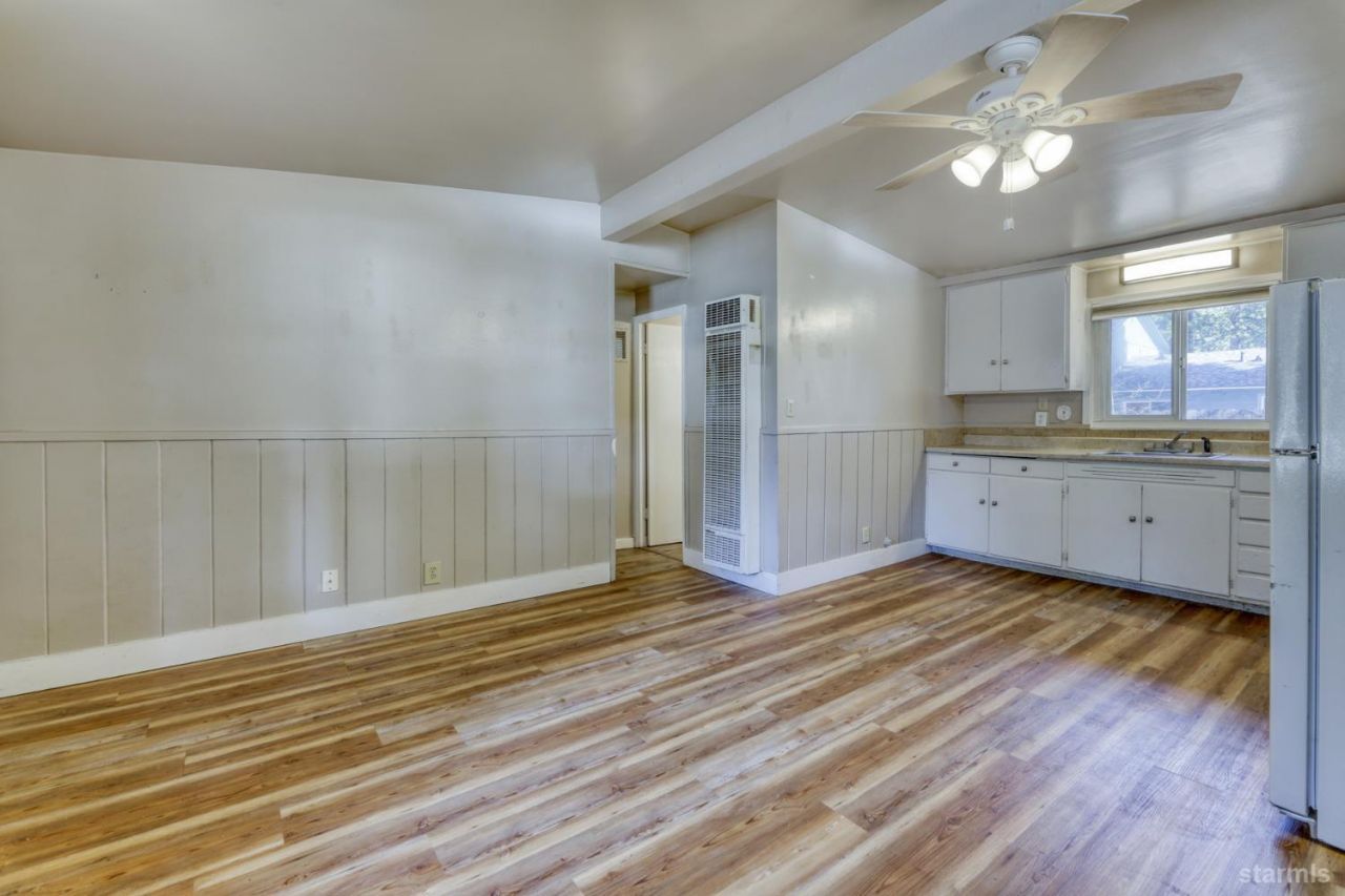 905 Lapham Drive, South Lake Tahoe, CA 96150 Photo