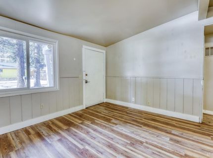 905 Lapham Drive, South Lake Tahoe, CA 96150 Photo