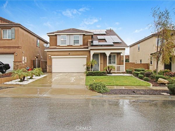 17582 Comfrey, San Bernardino, CA 92407