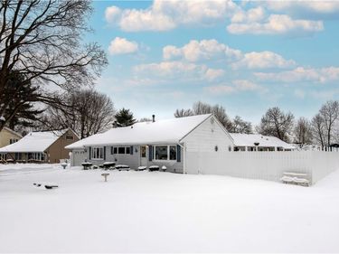 411 Van Roen Road, Utica, NY 13502