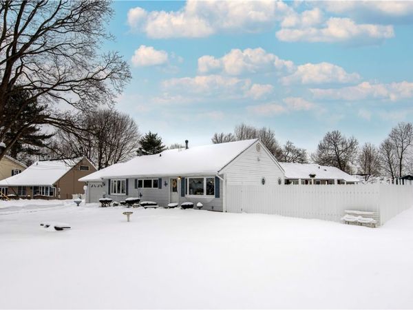 411 Van Roen Road , Utica, NY 13502