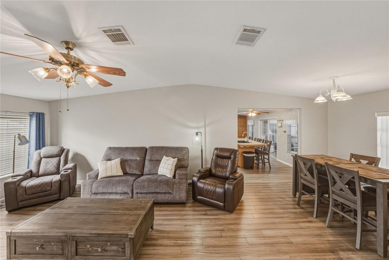 37410 Neukom Avenue, Zephyrhills, FL 33541 Photo