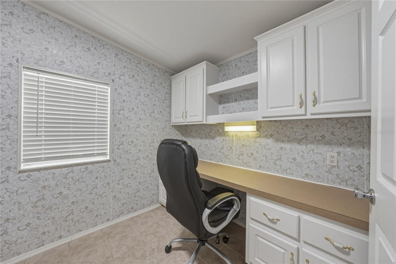 37410 Neukom Avenue, Zephyrhills, FL 33541 Photo